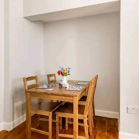 פיינטון The Hideaway, Family Apartment Close To The Beach. מראה חיצוני תמונה